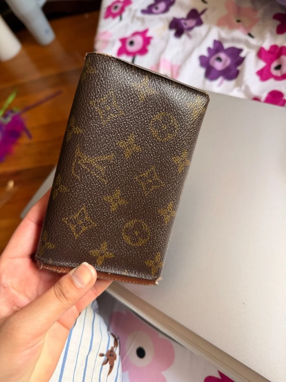 Louis Vuitton Brown Monogram Canvas Key Pouch Wallet with Gold Button - Picture 5 of 11